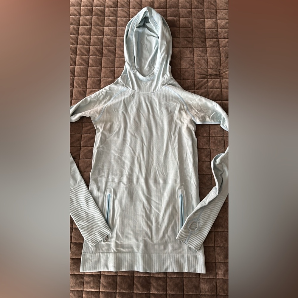 lululemon athletica Light Blue Hooded Long Sleeve Pullover